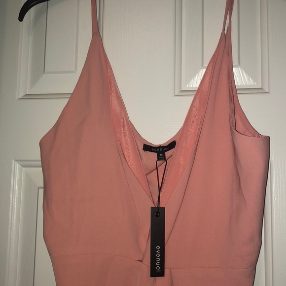 Light pink tank - Picture 2 of 3